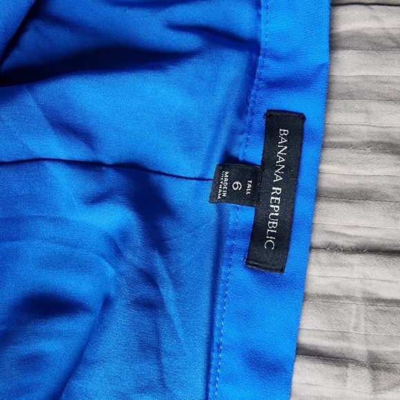 Banana Republic Royal Blue Midi Pleated Skirt - Picture 2 of 3